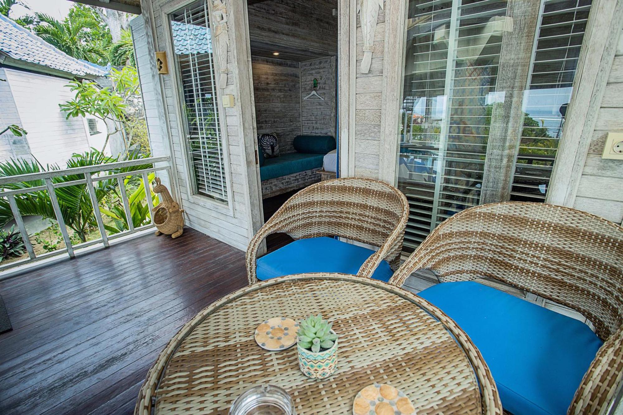 Nusa View - Oceanfront Rentals Lembongan Extérieur photo