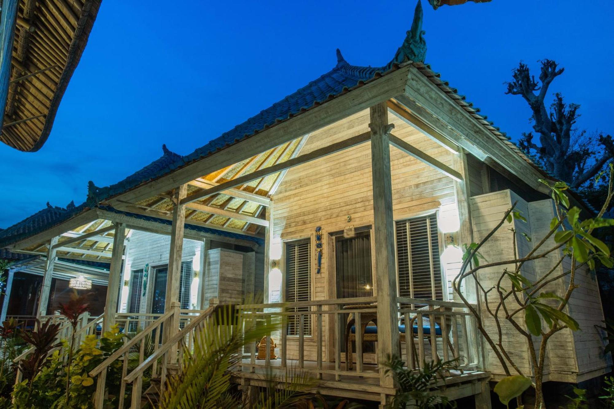 Nusa View - Oceanfront Rentals Lembongan Extérieur photo