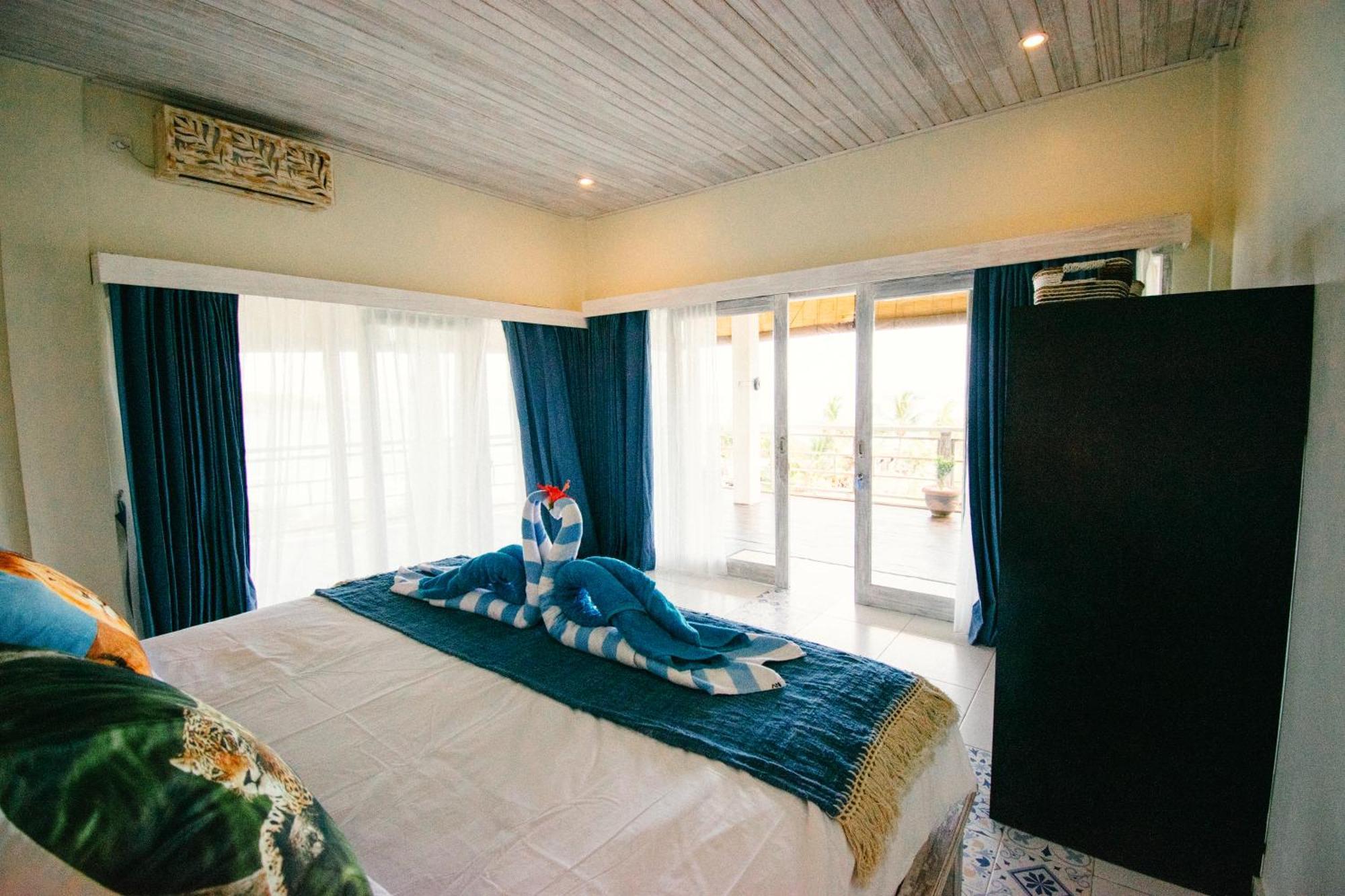Nusa View - Oceanfront Rentals Lembongan Extérieur photo